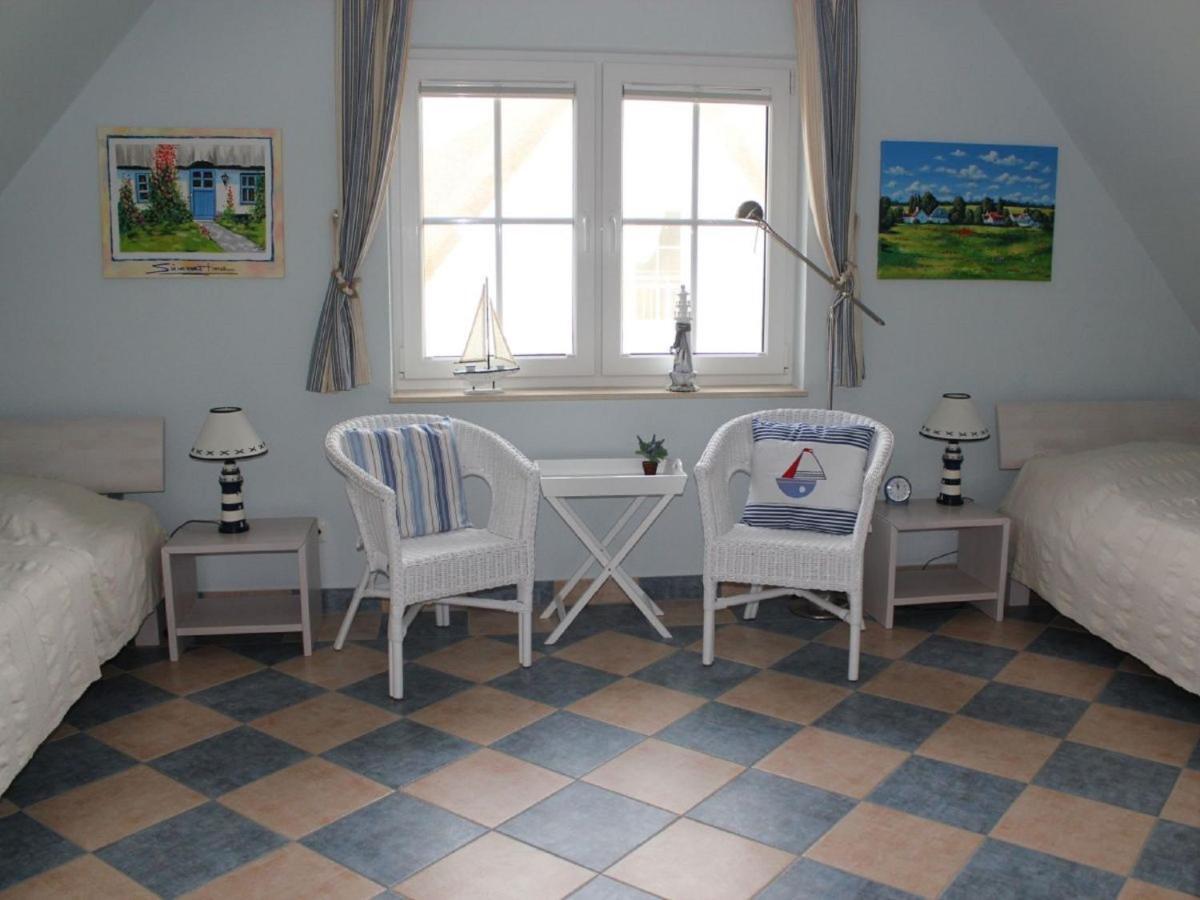 Reetdachhaus Windsbraut Villa Breege Ngoại thất bức ảnh